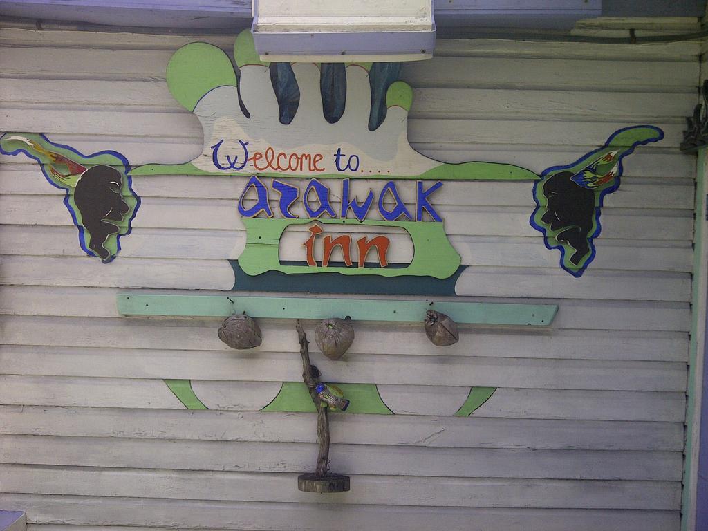 Arawak Inn Nassau Exteriör bild